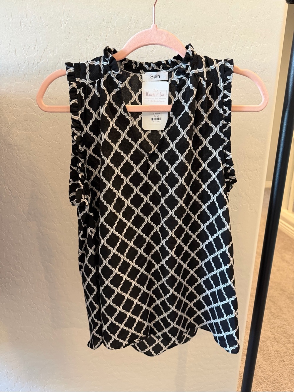 Spin Black & White Geometric Sleeveless Ruffle-Trim Blouse